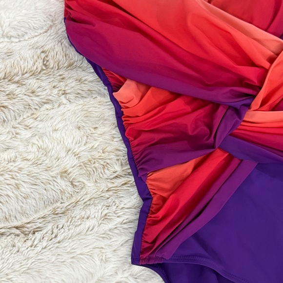 Gottex Rainbow Goddess Shirred Ombre One-Piece Swimsuit Size 12 - Picture 2 of 10